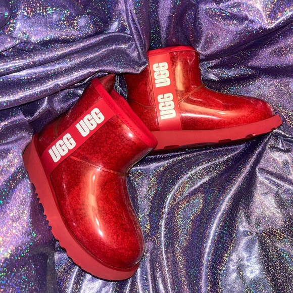 Kids clear mini red uggs - Picture 3 of 5